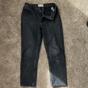 Everlane women’s washed black cheeky jeans